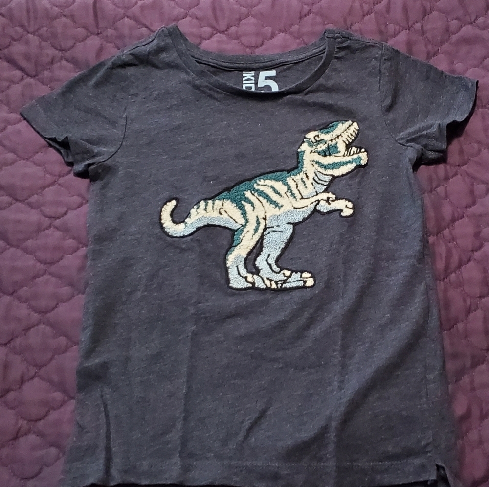 Cotton ON Used boys t-shirt